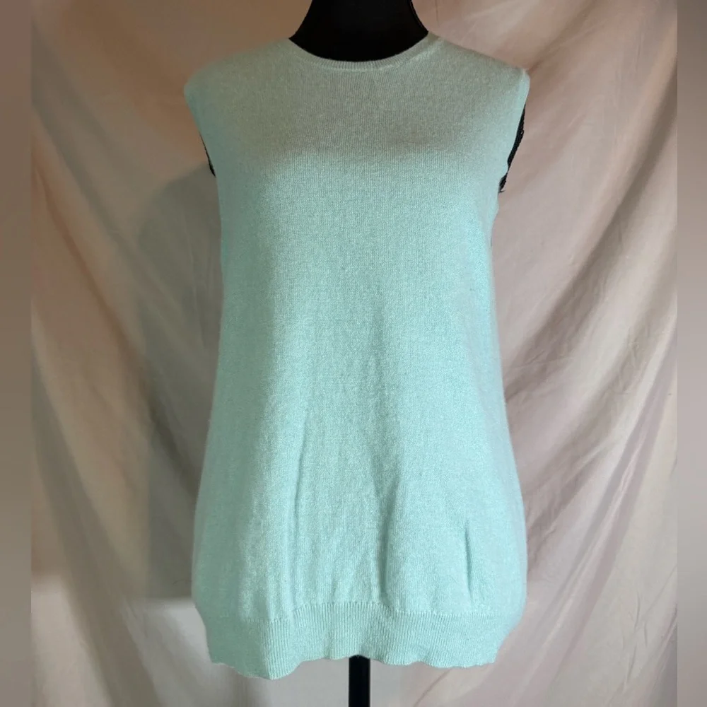 Saks Fifth Avenue Vintage‎ 1990s - 100% Cashmere Sleeveless Sweater 💙